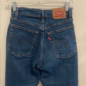 Levi’s Wedgie Straight Jeans